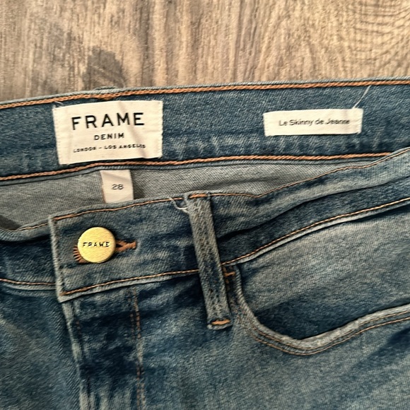 Frame Jeans - Picture 2 of 4